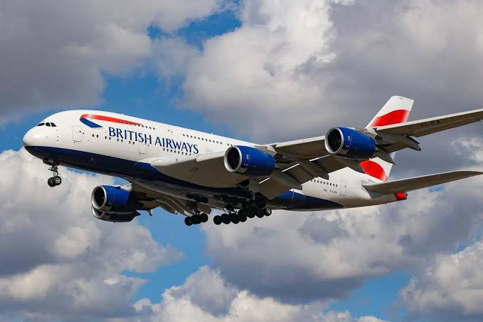 Outraged airline passengers left stranded on freezing island for 2 days without luggage