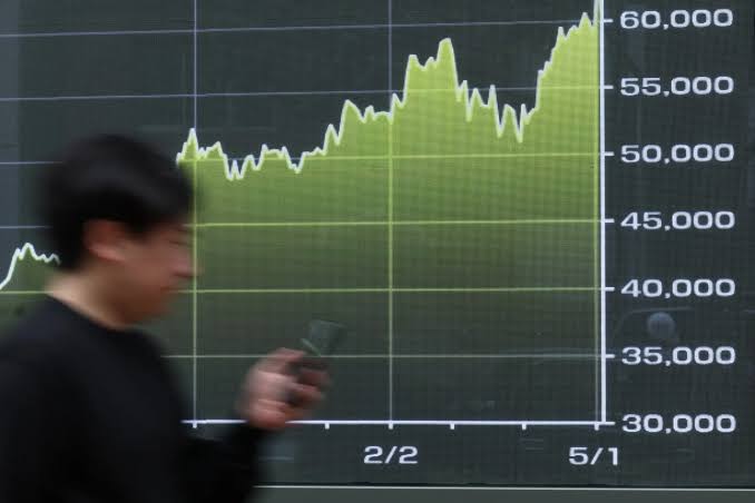Asian Stocks Set to Rise as Iran Deal Hopes Hold: Markets Wrap