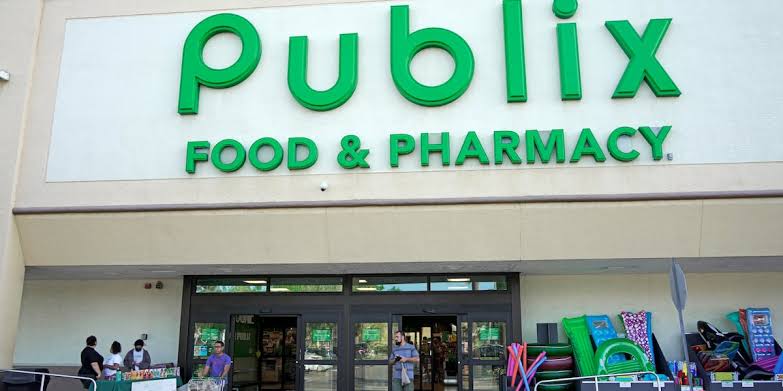 Publix recalls blueberries after multiple people reportedly became severely sick with E. coli. Here are the impacted states