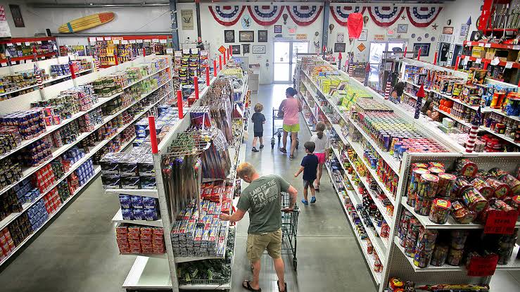 Major retailers open for July 4: Here's where you can shop and eat on America's 250th birthday