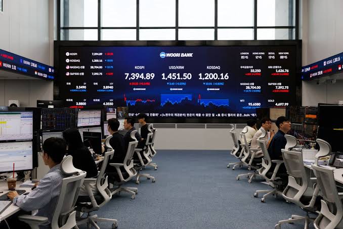 Korean Stocks Surge 100% in 2026 to Surpass Dotcom Era Gains