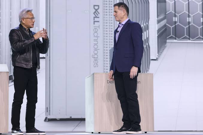 Dell Stock Soars 39% as Earnings Blow Past Wall Street Expectations