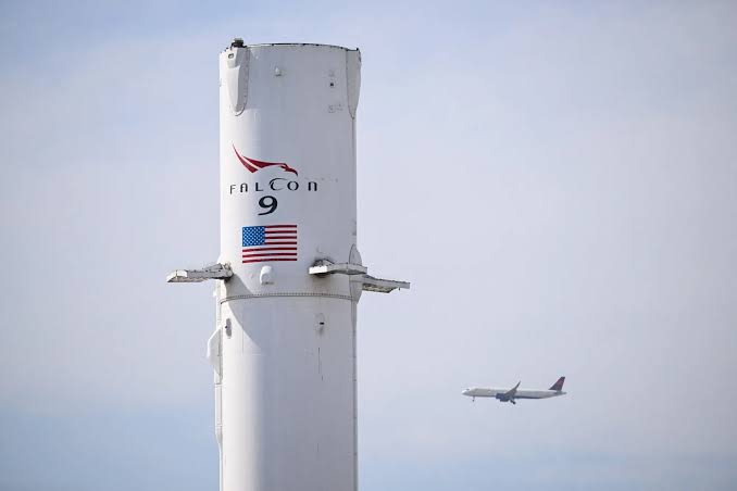 SpaceX Is Turning Away Falcon Customers in Major Bet on Starship