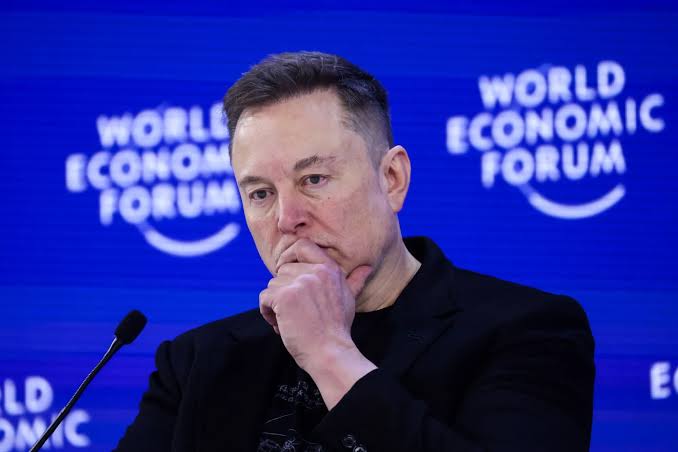 Tesla Boosts Spending Plan to $25 Billion in AI, Robotics Push