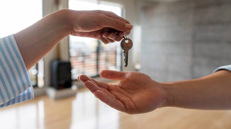 Homes are selling below asking in 38 of the 50 biggest U.S. cities—if you can afford one