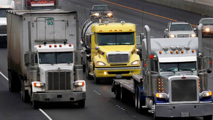 EPA proposes to loosen requirements for truck pollution controls