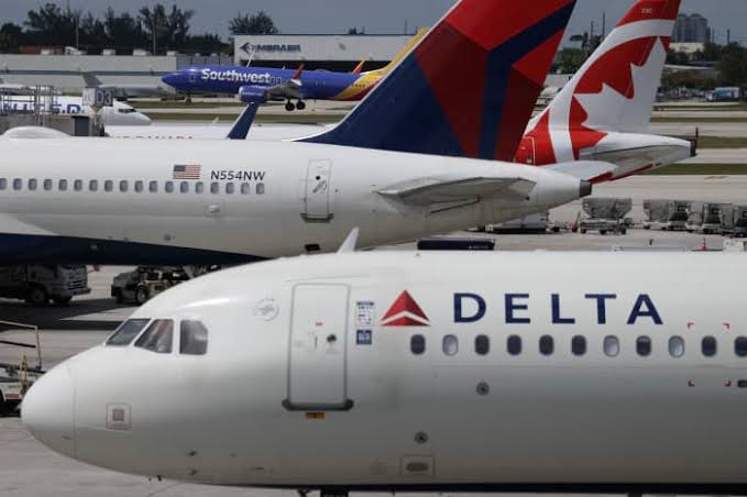 Berkshire Boosted Stake in Alphabet in First Quarter, Bought Delta Air, Sold Visa, Mastercard