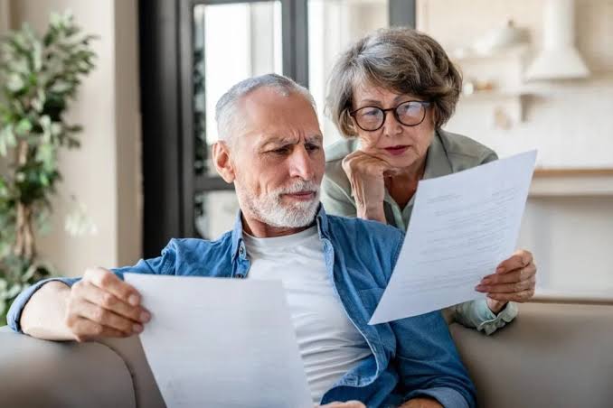 Daughter, 25, Says She Worked Hard Her Whole Life Because She Thought Her Parents Were Scraping By — But They're Worth $10M And She Feels 'Misled'