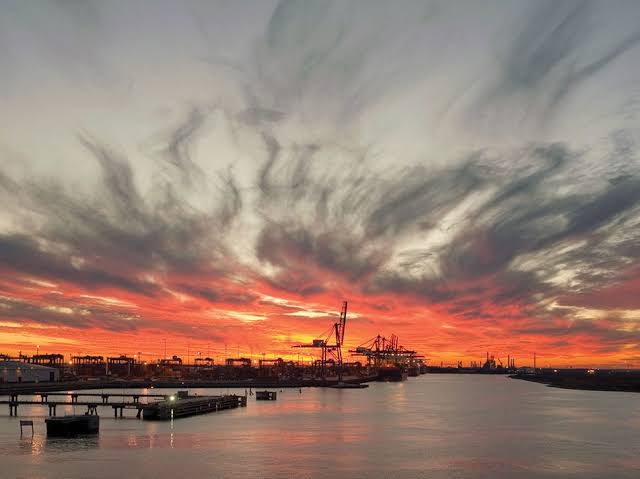 Oil Glut Calls May Be Getting Ahead of Reality