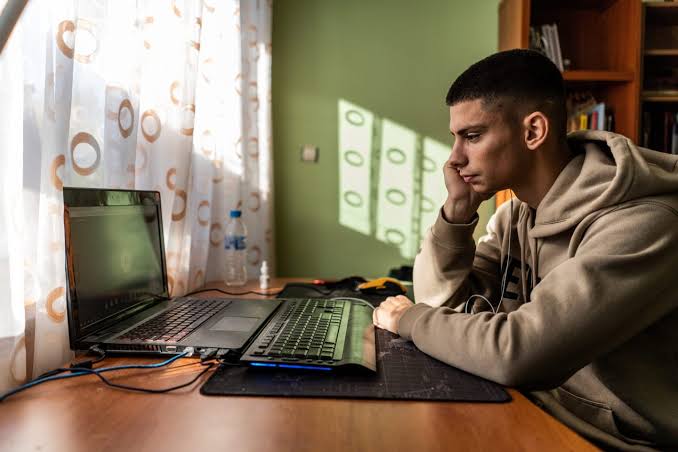 New York Fed research is just one of many saying remote work is behind the real Gen Z hiring nightmare