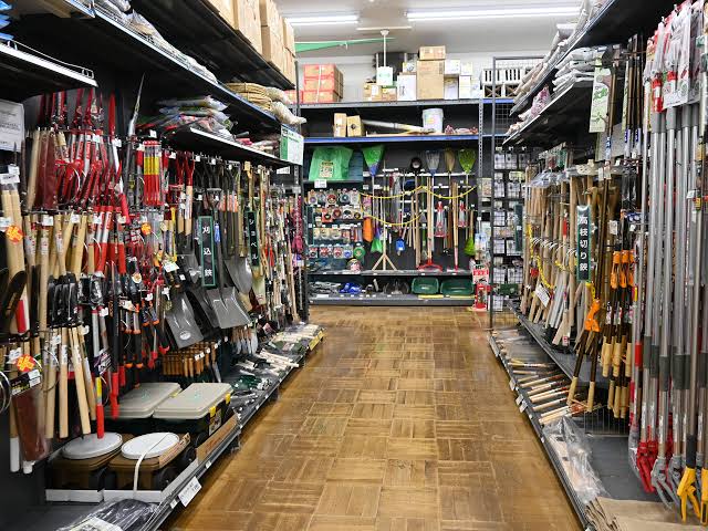 87-year-old Home Depot hardware rival closes shop for good