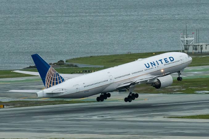 ‘Maybe we should call ICE on you’: Passenger describes United confrontation at SFO