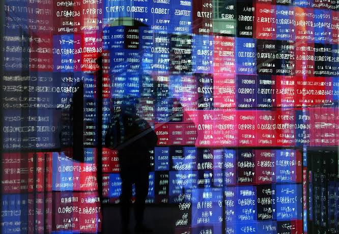 Asia stocks adrift as Middle East worries meet rate-hike bets