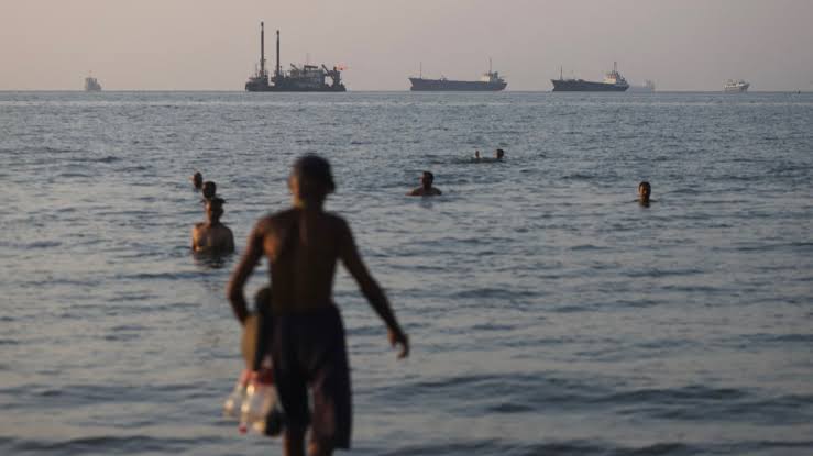 Oil tanker CEO sees Hormuz ship traffic quickly increasing if U.S. and Iran reach a deal