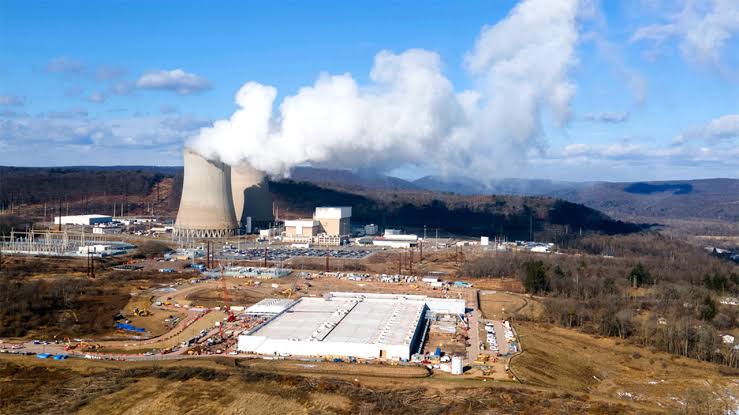 Energy secretary says $17.5B in loans will help 'unleash the next American nuclear renaissance' for reactors