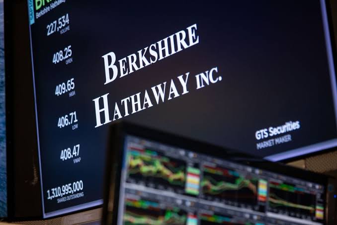Berkshire Boosts Alphabet, Exits Amazon in CEO’s First Quarter
