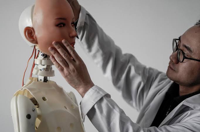 Smartphones broke dating. AI might finish the job.