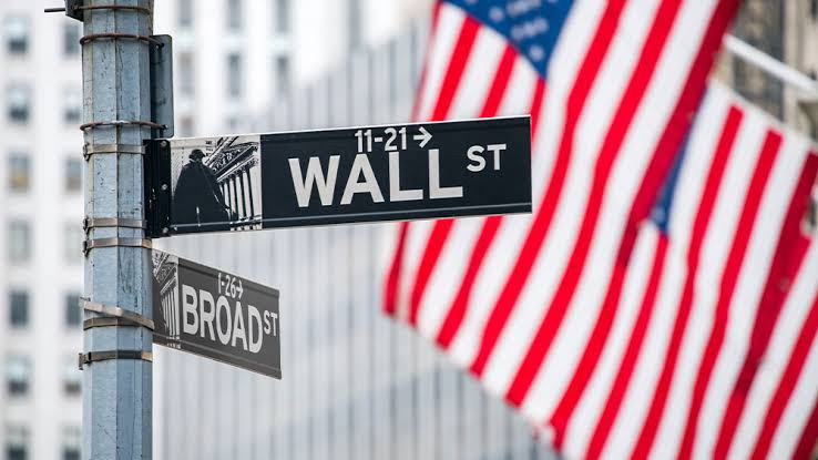 Dow Jones Futures: Trump Warns Iran As Blockade In Strait Of Hormuz Begins
