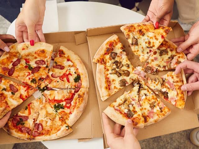 34-year-old pizza company files for bankruptcy