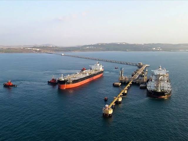 Hormuz Crisis Sparks a Middle East Pipeline Boom