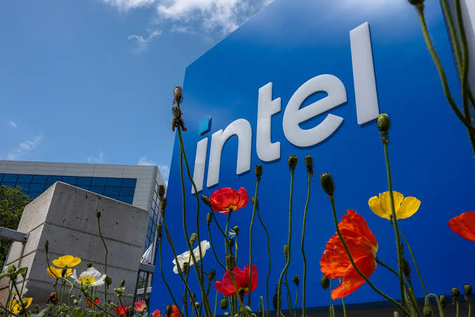 Intel Is Said to Near Share Sale Upsize to Raise $20 Billion