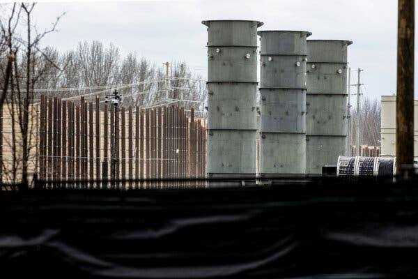 D.O.J. Seeks to Halt Pollution Lawsuit Against Elon Musk’s Data Center