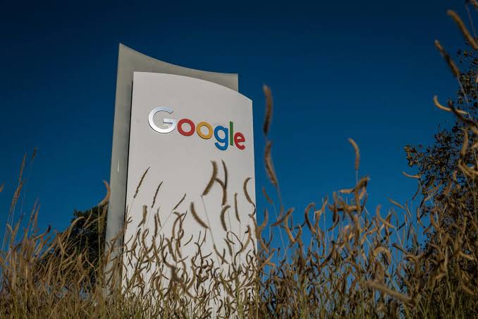 Google Buying Computing From SpaceX in $920-Million-a-Month Deal