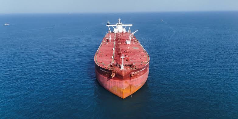 Oil Futures Lose Ground on Hopes for U.S.-Iran Deal