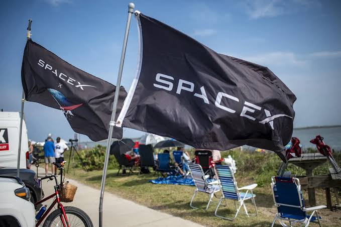 SpaceX Targets More Than $2 Trillion Valuation in IPO