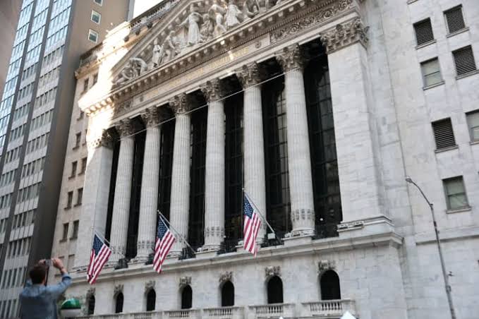 Stock Markets Look to Close July With a Bang But the August Lull Looms