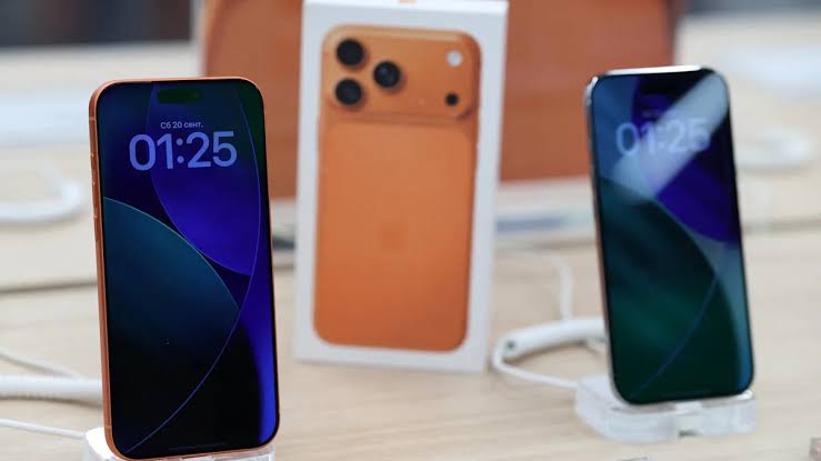 Apple stock slides nearly 10% as Cook warns of memory shortage impact