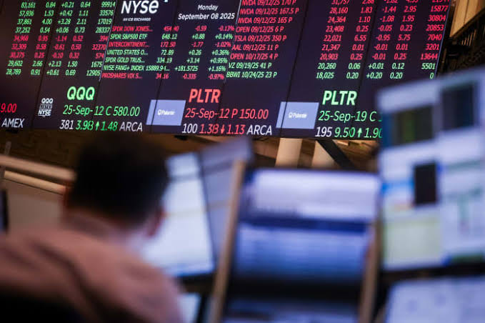 Palantir Stock Is Having Its Best Day in a Year. Software Looks Like a Buy Again.