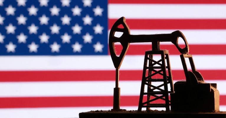 US oil companies see big profit jump, gird for clash over pump prices with Trump