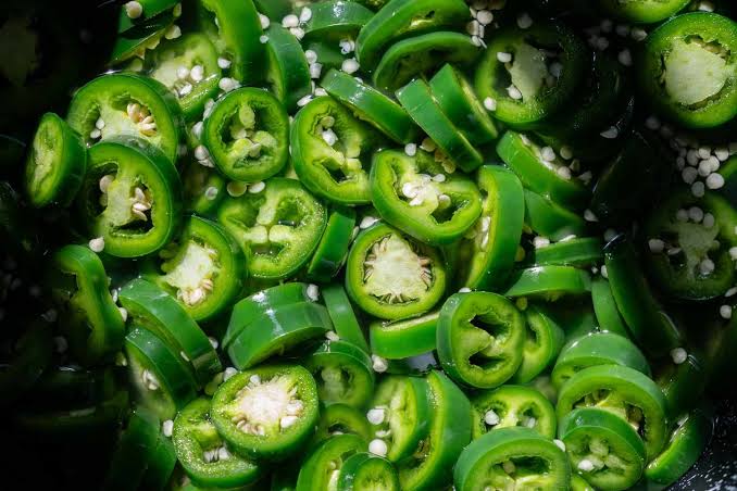 The Salmonella Outbreak Linked to Jalapeños Has Spread to 27 States — Here’s What Food Safety Experts Say