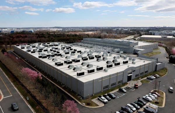 To Reduce Electrical Grid Strain Amid Heat Wave, Data Centers Are Ordered to Use Backup Power