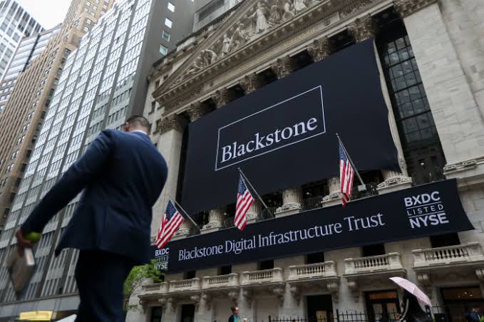 Blackstone’s Profit Surges on AI Investments