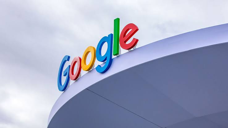 Tech Futures Fall As Google, Tesla Slide