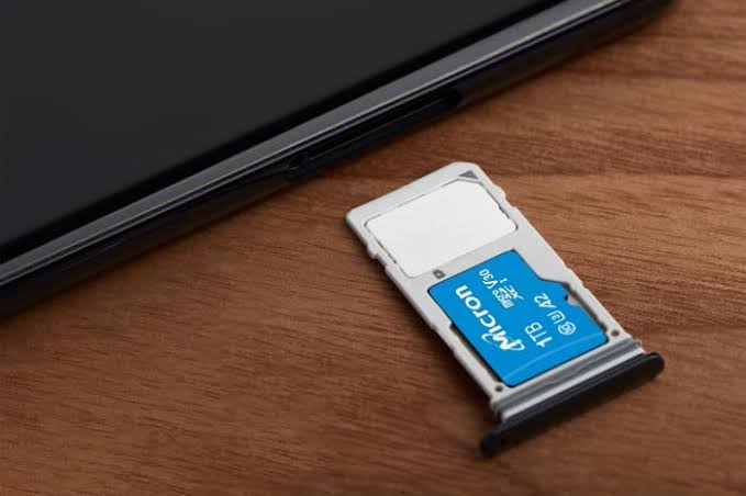 Apple’s Unsustainable Memory Costs and the Rethinking of Micron’s Valuation
