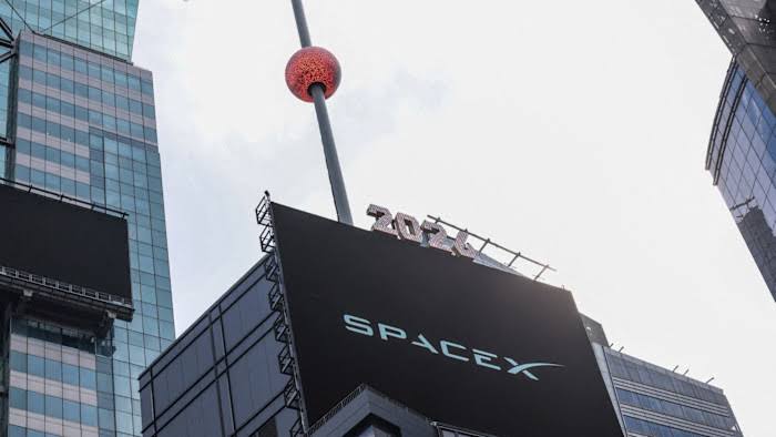 SpaceX bonds sell off days after AI and rocket group’s $25bn debt deal