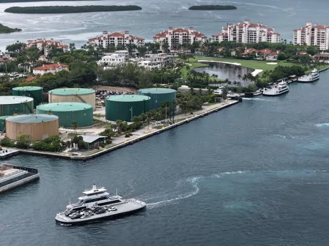 Miami-Dade Mayor to Use Eminent Domain to Seize Fisher Island Property