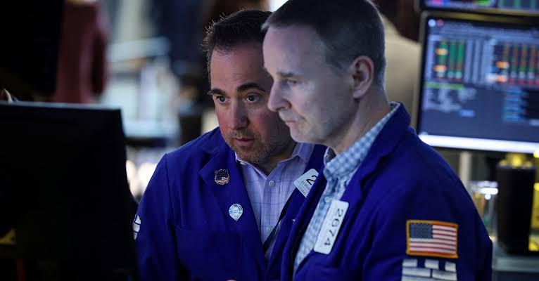 S&P 500 ends lower; chips tumble and Moderna rallies