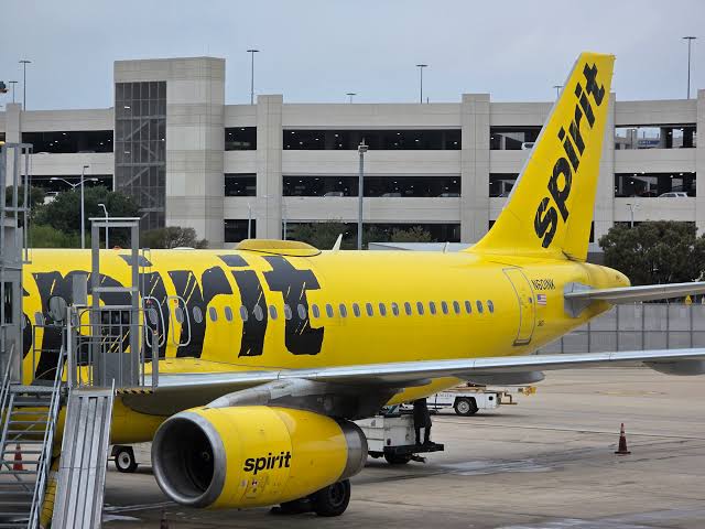 Spirit Airlines Told Workers To Ignore Shutdown Rumors — Now They’re Suing For 60 Days Pay