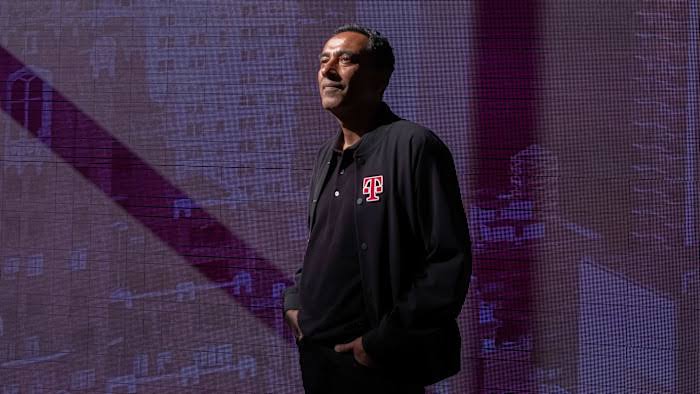 Starlink mobile threat has been exaggerated, says T-Mobile CEO