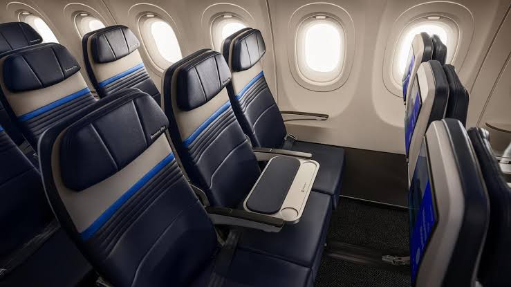 United to offer blocked middle seat option in Economy Plus