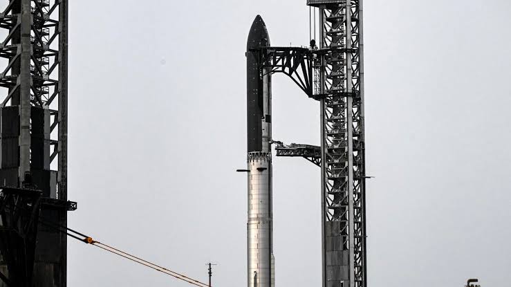 SpaceX scrubs test flight of massive Starship rocket, will retry Friday