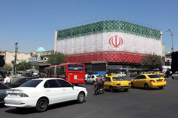 US Futures Climb, Oil Falls on Iran Peace Deal: Markets Wrap