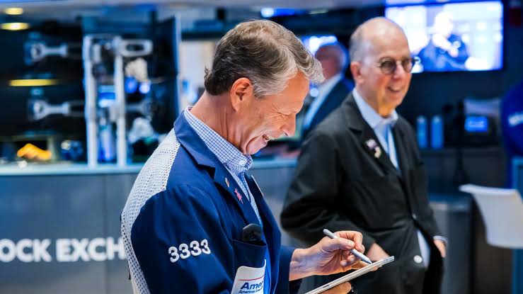 S&P 500 closes at a record to kick off June trading as tech rally overpowers oil spike: Live updates