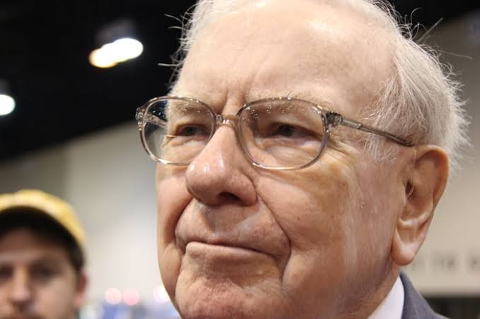 Warren Buffett's Most Recent Warning to Wall Street Echoes One He Issued During the Dot-Com Bubble. Is It Time to Listen?