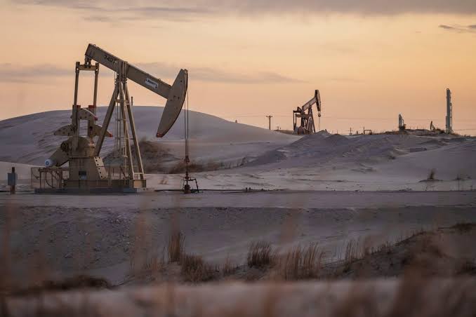 U.S. oil producers aren't coming to the rescue despite high prices as mistrust and chaos hit outlook