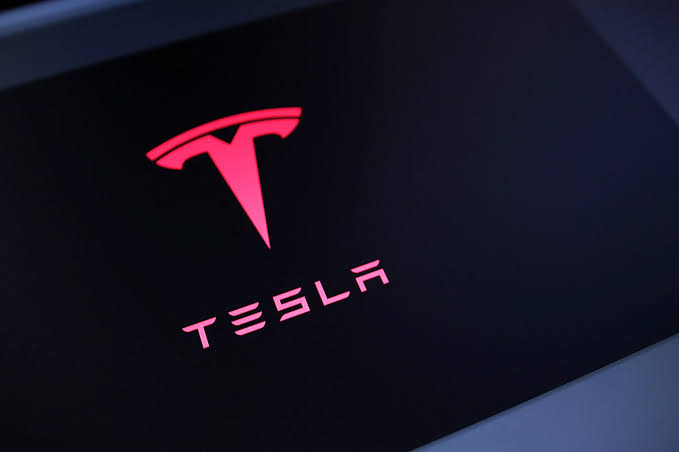 US opens probe of fatal Tesla crash into Texas home